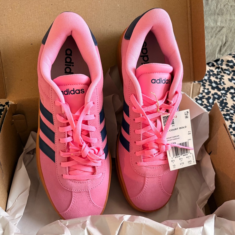 NWT Adidas Court Bold